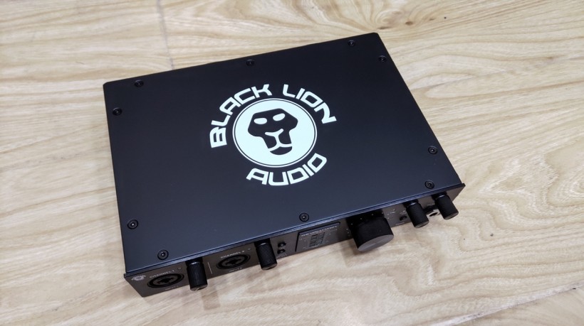 黑狮声卡驱动Black Lion Audio Revolution 2x2 USB